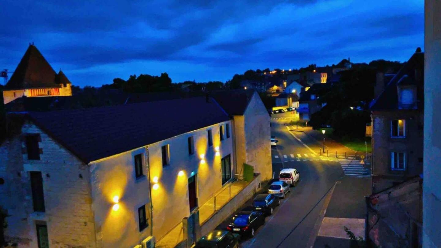 "Au Centre De Nevers" Hyper Centre Ville De Nevers, Proche Gare, Spacieux & Calme Luaran gambar